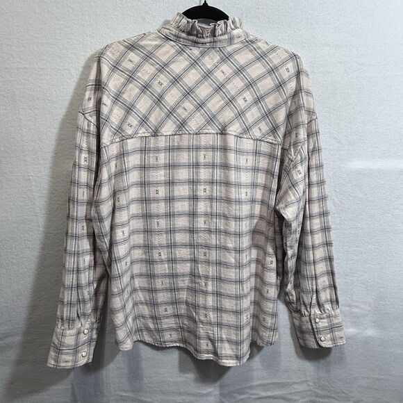 XIRENA Plaid Jensen Flannel  Top Size L Oversized Boxy Pearl Snap Ruffle Neck - Picture 2 of 13